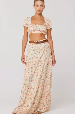 Hot Daisy Top In Wildflower Women Tops