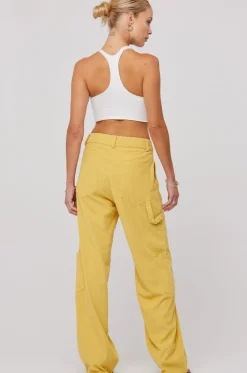 Store Elsa Cargo Pant In Mustard Women Bottoms